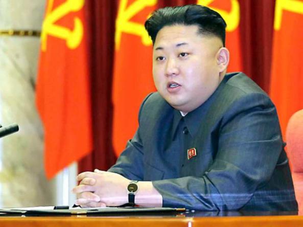 PRESIDENTE NORTECOREANO Y SU PERROS