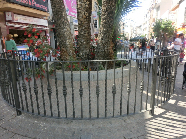 VERJA HIERRO LA PALMERA