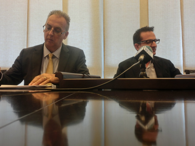 NAVARRO Y BAÑULS-PAKR CONTROL 2