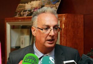 agustin pide la dimision