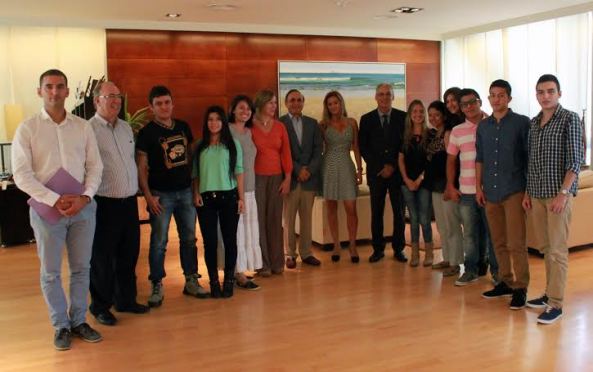 ESTUDIANTE COLOMBIANOS