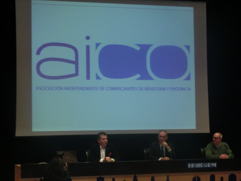 SALON AICO 6