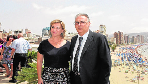 GRUPO GOBIERNO Y LIBERALES BENIDORM CIERRAN PACTO-0AQV2286.jpg-