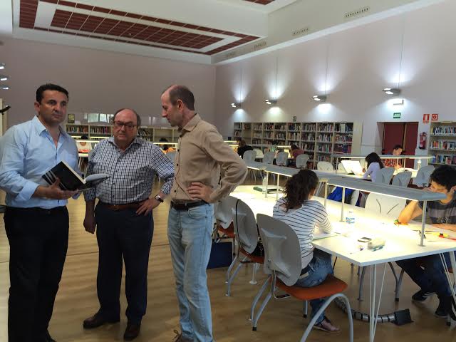 LA NUCIA.-BIBLIOTECA CARAVANA