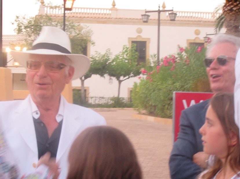 TERRA FUNDACION-16- ROBERTO CON DUEÑO