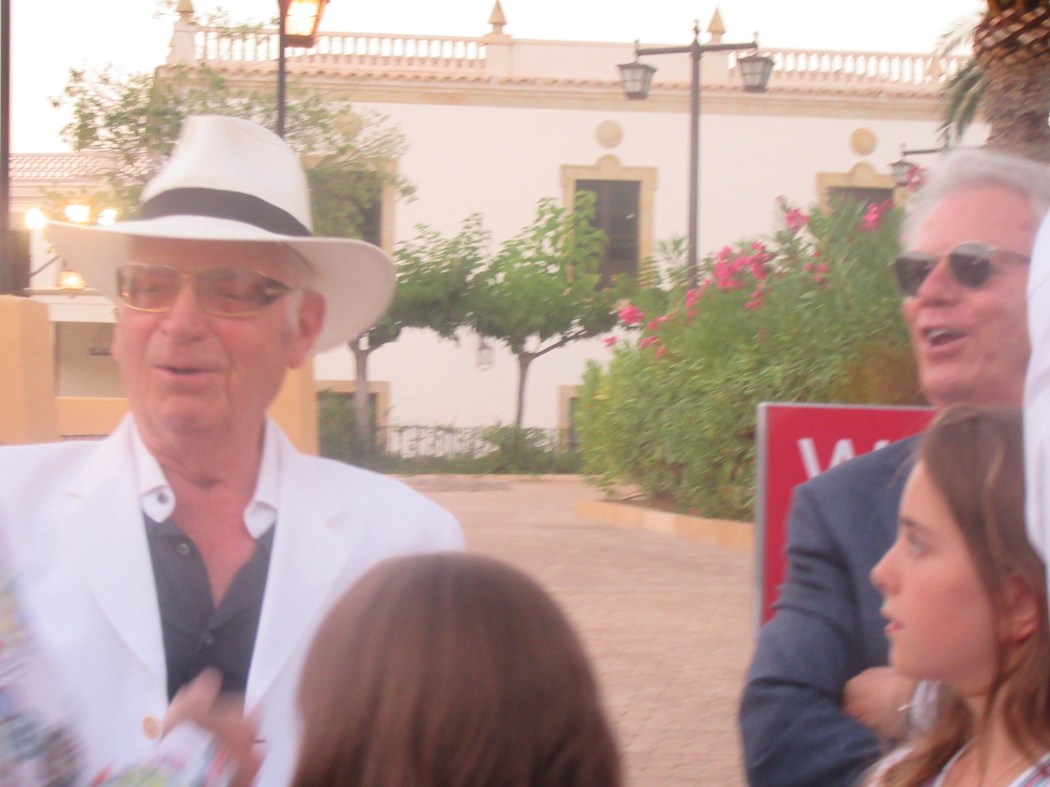 TERRA FUNDACION-16- ROBERTO CON DUEÑO