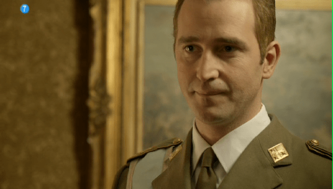 EL CIRCO NACIONAL.- RAJOY DEBE ABANDONAR. LOS CATALANES, A FALTA DE MANO DURA, DESAFIAN AL TRIBUNAL&nbsp;CONSTITUCIONAL