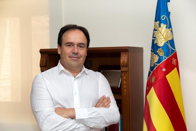 FINESTRAT.- JUAN FRANCISCO PEREZ-ALCALDE