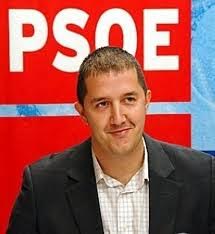 RUBEN AMENAZA A MANOLO MORA