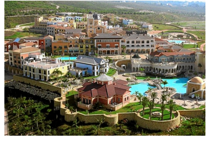 Benidorm.- LA FAMILIA CREMADES SE HACE CON EL 1005 DE LAS&nbsp;ACCIONES