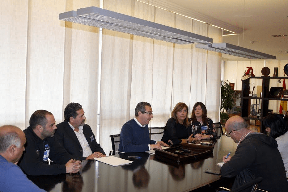 Benidorm.- SE FIRMA UN CONVENIO CON LOS&nbsp;CERRAJEROS