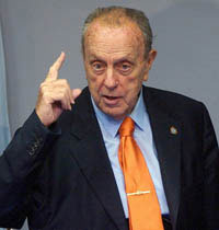 EDITORIAL DE UN VIEJO&nbsp;PERIODISTA