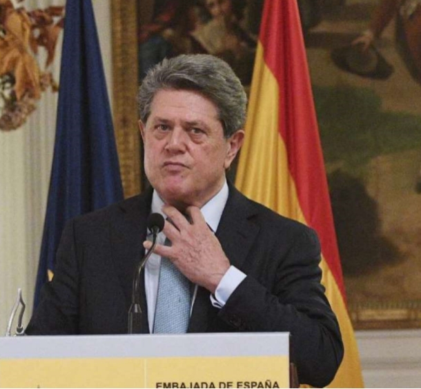 EL CIRCO NACIONAL.- EL PSOE y PODEMOS EXIGEN A TRILLO QUE NO SE REINCORPORE AL CONSEJO DE&nbsp;ESTADO