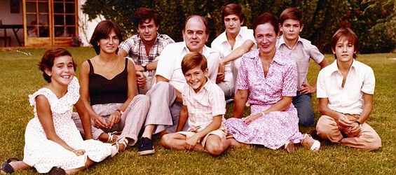 EL CIRCO NACIONAL.- LA INFANTA E HIJOS VIVIRAN EN PORTUGAL Y LOS PUJOL EN&nbsp;ESPAÑA