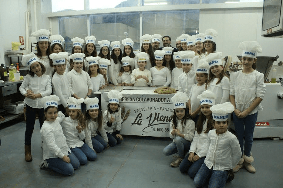 Benidorm.- FIESTAS A LA VENTA LOS BOLLOS DE SAN&nbsp;BLAS