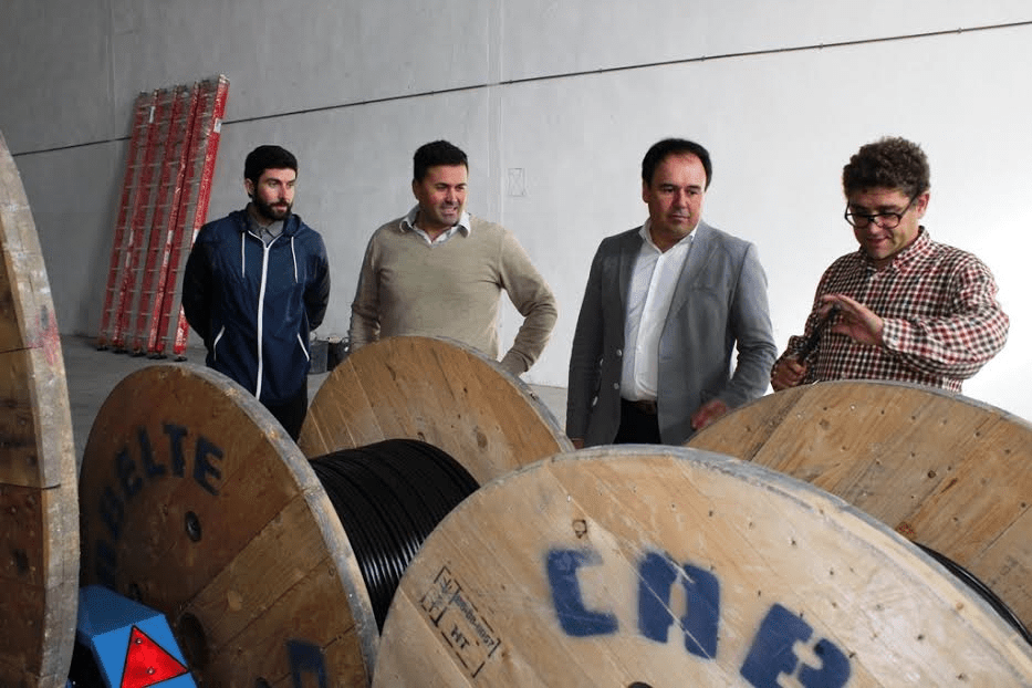 FINESTRAT YA CUENTA CON 45 KILÓMETROS DE FIBRA ÓPTICA PARA MEJORAR EL ACCESO A INTERNET DE VECINOS Y&nbsp;EMPRESAS