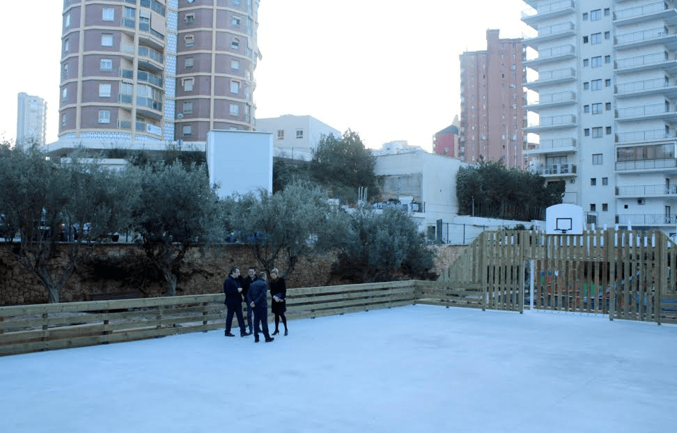 Benidorm crea una pista multideporte en la parte alta del Parque de&nbsp;l’Aigüera
