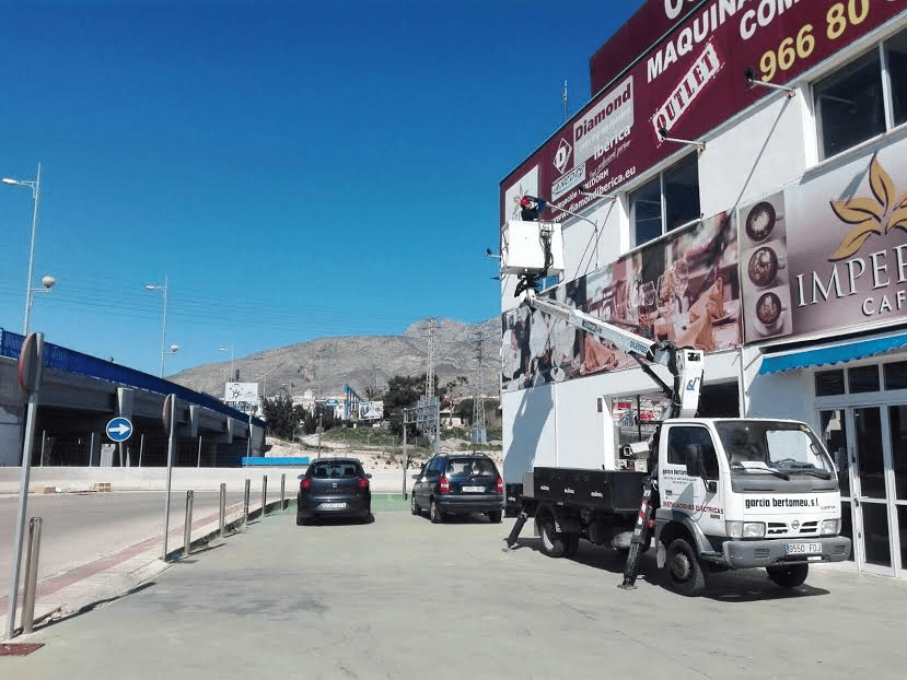 FINESTRAT.-. LA TECNOLOGIA PROSIGUE SE&nbsp;EXPANSIÓN