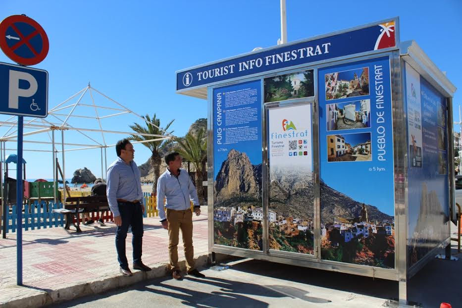FINESTRAT.-  EL PUNTO DE INFORMACIÓN TURÍSTICO DE LA PLAYA ESTRENA&nbsp;UBICACIÓN