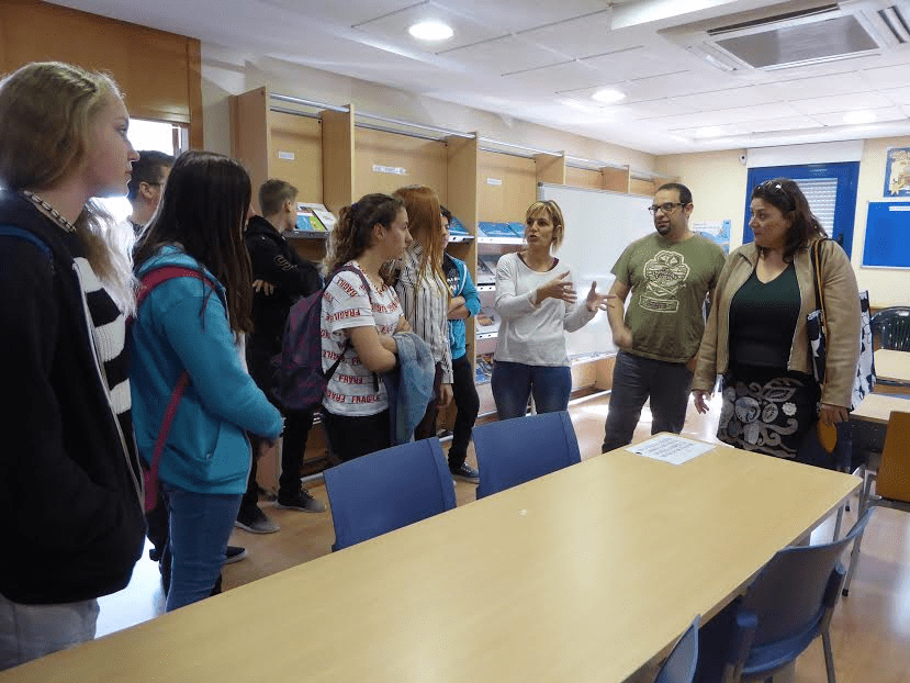 LA NUCIA.- Alumnos del IES conocen por dentro ‘su’ Centre&nbsp;Juvenil