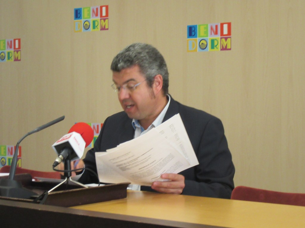 COLUMNA DE LEOPOLDO&nbsp;BERNABÉU