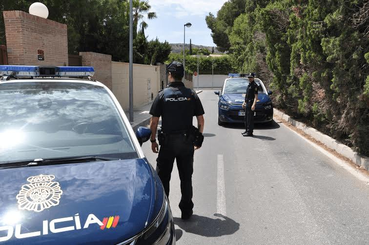 EL LUNES.- LECTURA DE UN MANIFIESTO DE ARP EN&nbsp;VALENCIA