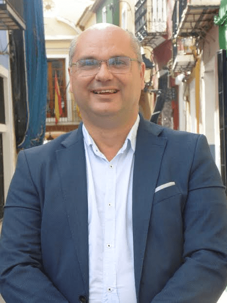 LA VILA.- DOS AÑOS DE «PROGRESOS»EN LA CALA PARA LOS&nbsp;PERROS