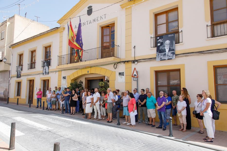 L’ALFAS.- MINUTO DE SILENCIO