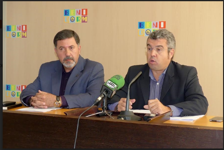 Benidorm.- LOS EDILES DE CONTIGO SOMOS DEMOCRACIA EXPONEN LAS CONSECUENCIAS ECONOMICAS DEL MERCADILLO-RASTRO