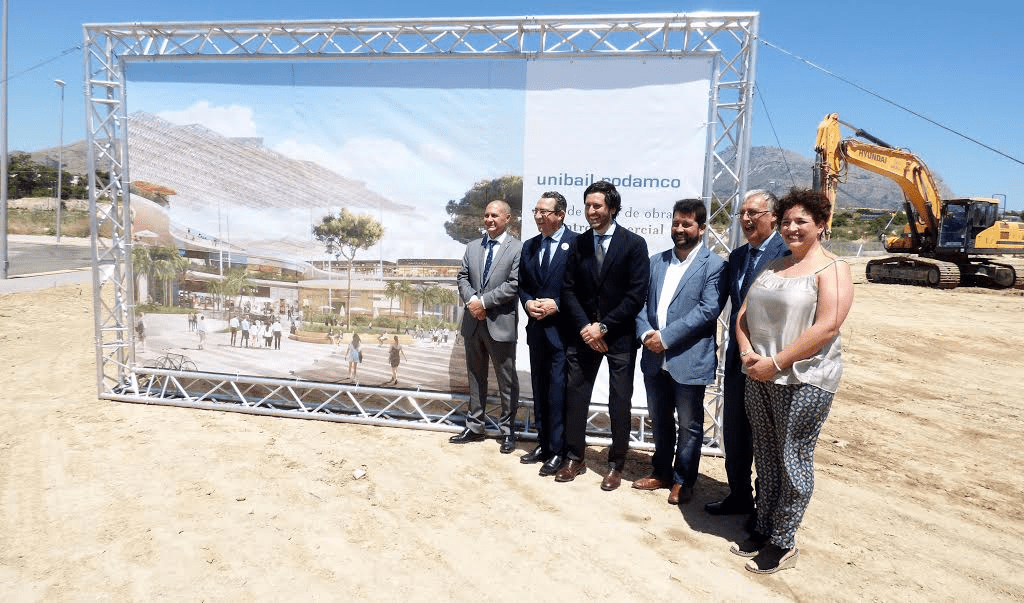 Benidorm.- MAS SOBRE EL CENTRO&nbsp;COMERCIAL
