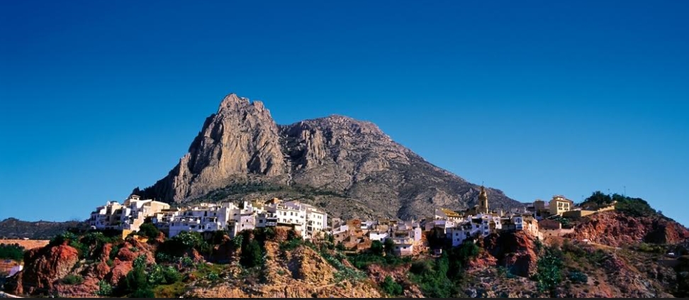 FINESTRAT.- EL PSOE RECLAMA LA CONSTRUCCIÓN DE UN CENTRO DE&nbsp;DIA