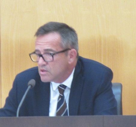 LA VILA.- UNAS OBRAS QUE NO HACE FALTA EN LA URBANIZACIÓN&nbsp;EUROTENNIS