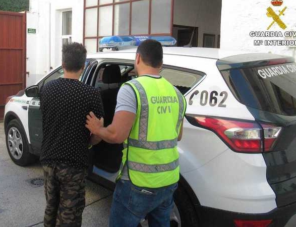 Benidorm.- La Guardia Civil detiene en Benidorm al autor de un ‘secuestro exprés’ para robar a una&nbsp;mujer