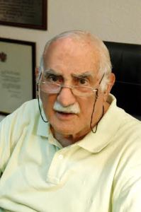 AL HOMBRE QUE HIZO BENIDORM NO SE AUTORIZA INSTALAR SU BUSTO EN LA PLAZA&nbsp;TRIANGULAR