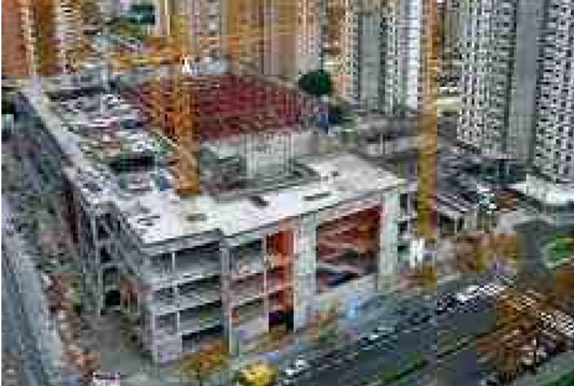 HACE 12 AÑOS PEREZ FENOLL Y CAMPS PARALIZARON LA OBRAS DEL CENTRO CULTURAL