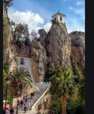 ENCONTRADO MUERTO EN GUADALEST PRESUNTAMENTE POR&nbsp;CORONAVIRUS