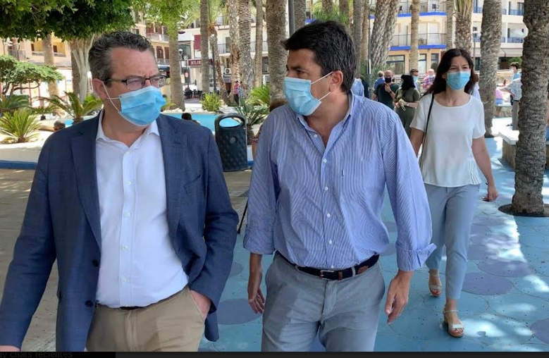 Más de 5.000 personas disfrutaron el primer día de las playas de&nbsp;Benidorm