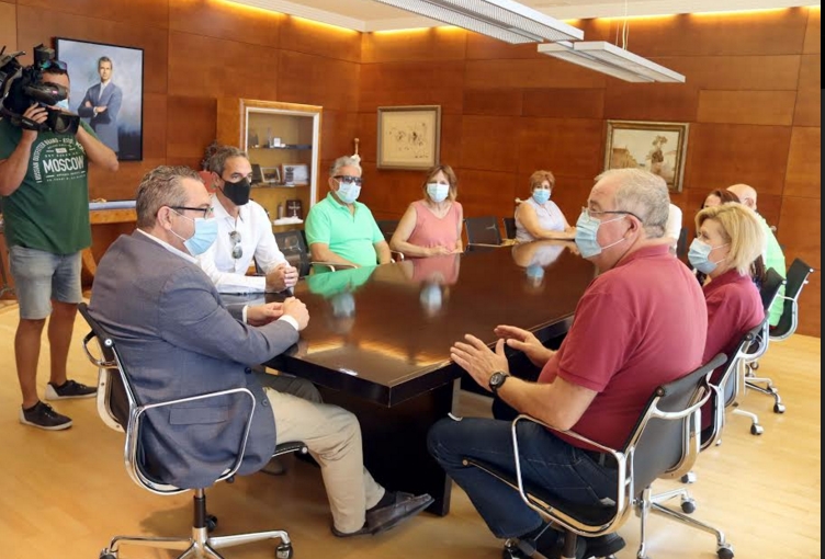 VECINOS DE FUENLABRADA EN&nbsp;BENIDORM.-