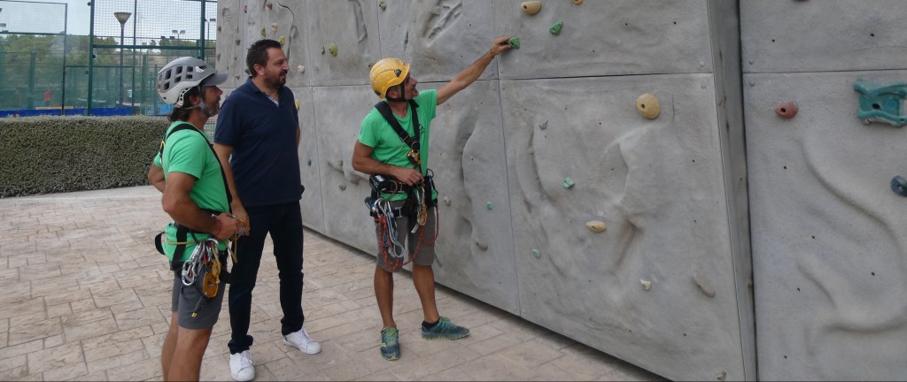 Revisión anual de seguridad en el rocódromo de La&nbsp;Nucía