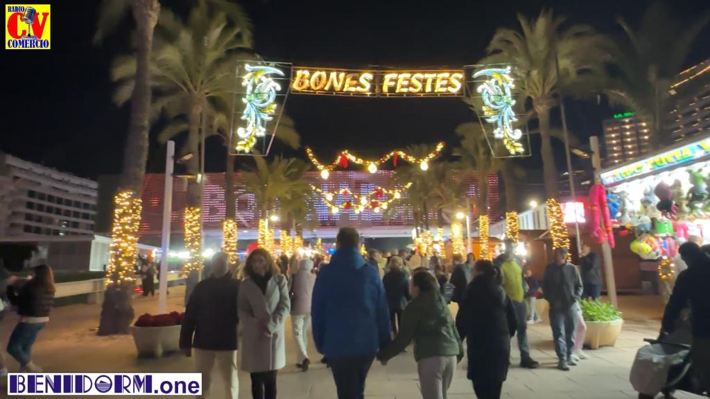 Benidorm paseo por La plaza de la&nbsp;Navidad